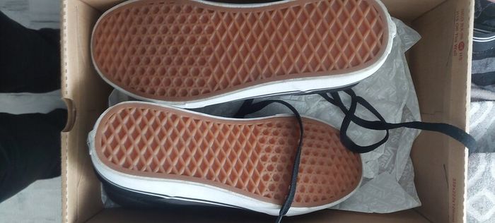 vans runners size 8