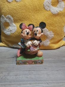 Disney traditions mickey and minnie