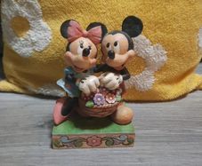 Disney traditions mickey and minnie