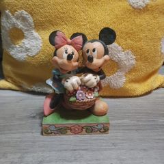 Disney traditions mickey and minnie