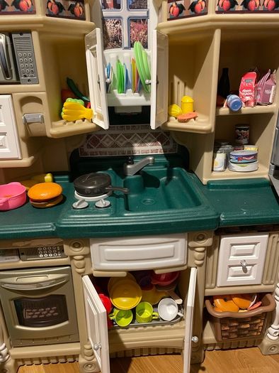 Play Kitchen
