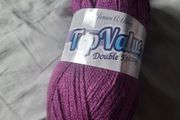Acrylic wool 100g DK purple NEW