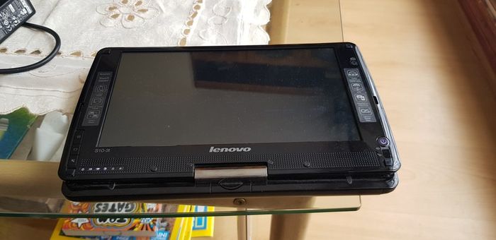 Lenovo