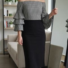 Joseph Ribkoff black and white off shoulders dress