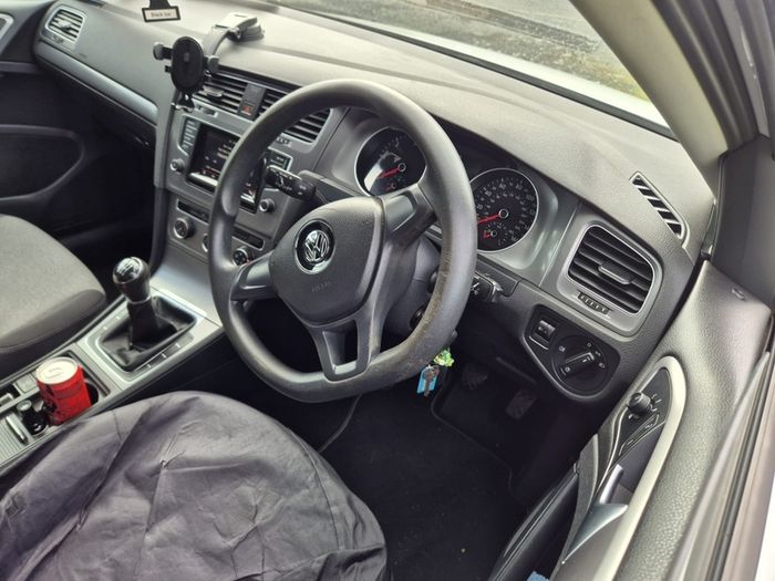2014 Volkswagen Golf 1.6tdi taxed and tested