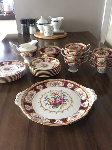 Royal Albert Bone China - Lady Hamilton