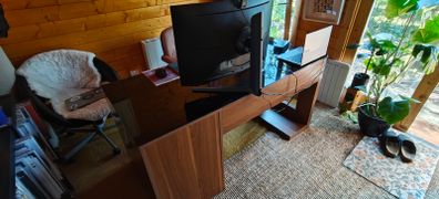 Executive office desk