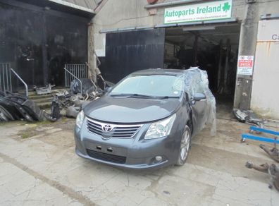 2010 toyota avensis 2.0 d4d breaking