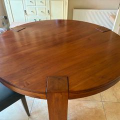 Round Dining Table