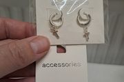 4 sets of Earrings silver