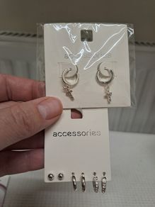 4 sets of Earrings silver