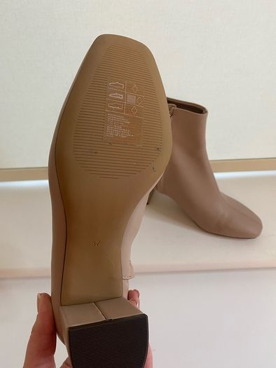Nude Ladies Boots