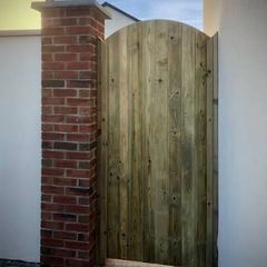 sides gates