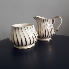 Vintage - Sadler - Jug and Sugar Bowl
