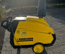 Karcher Hot/Cold Power Washer