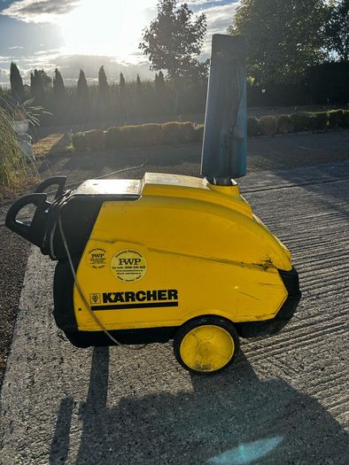 Karcher Hot/Cold Power Washer