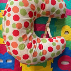 breastfeeding pillow