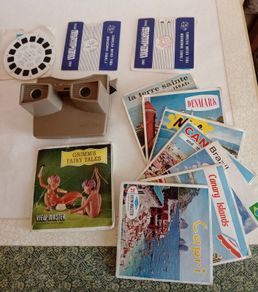 Vintage Belgian View Master with Large Selection of Discs