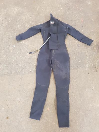 Free wetsuit