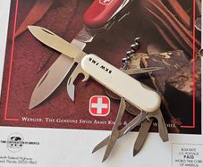 Vintage Wenger Traveler Discontinued Collectable Swiss Army Knife 85mm model