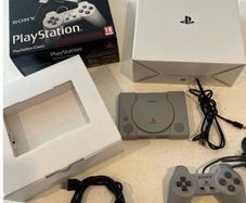 PS1 PlayStation Classic mini console boxed with 20 games