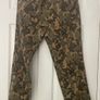 Men's Gap Camouflage Khakis - 32 X 34 Image 3
