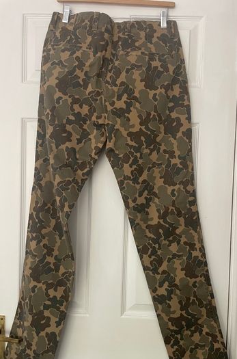 Men's Gap Camouflage Khakis - 32 X 34