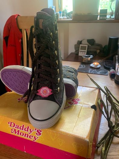 womans footwear