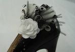 Black and White Feather shoe clips