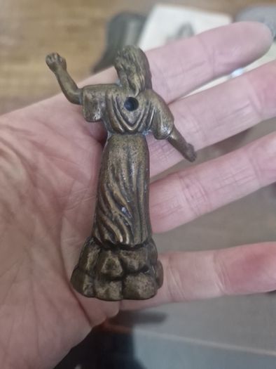 brass figures