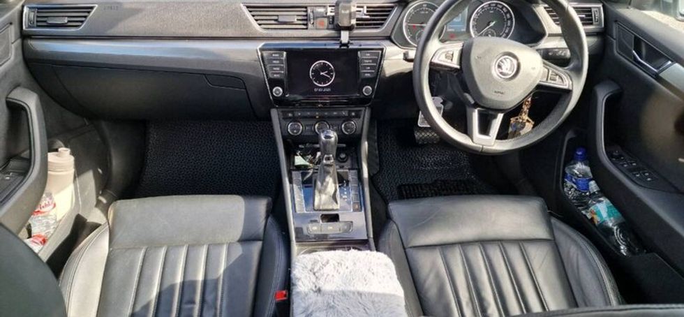 Skoda Superb LEATHER SEATS+ Automatic gearbox
