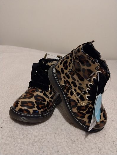 Gorgeous Print Boots New with tags