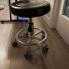 Massage, beauty, cosmetics chair/bed