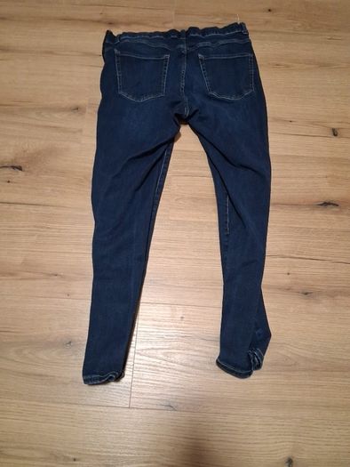 Maternity jeans size 16