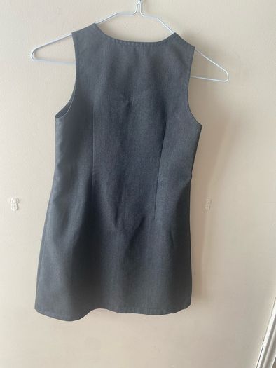 Dunnes grey pinafore (as new) age 7