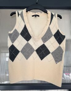 Gant lambswool vest size M 10/12