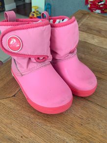 croc fleece lined boots
