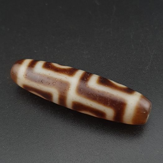 Anitque Himalayan 4 Eyes Tibetan Agate Bead Amulet