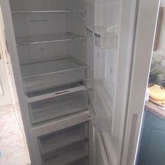 Hoover 70/30 Fridge freezer (not fully working)