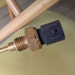 Honda Blackbird Temperature Sensor 37870-MGB-003