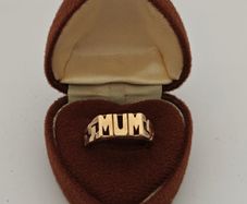 Vintage 9ct Gold MUM Ring - FULLY Hallmarked - Size P