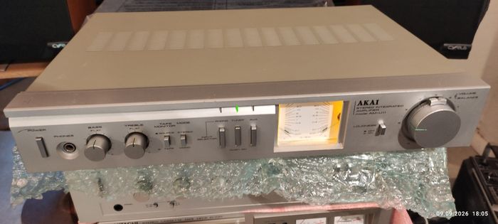 Akai AM-U11 Stereo Integrated Amplifier