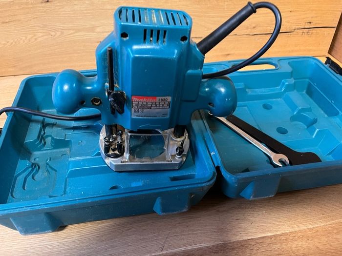 makita router