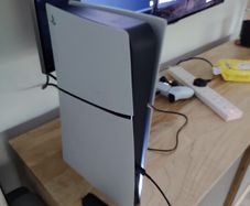 PlayStation 5 Slim + games