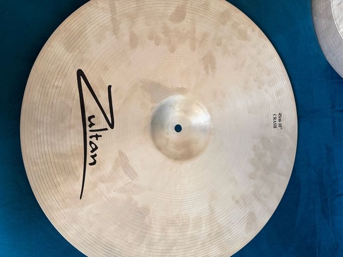 Zultan Z Series Professional Cymbal Pack + 17" Crash