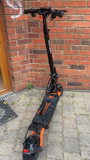 electric scooter