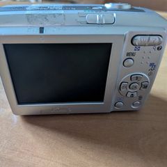 Nikon Coolpix L1 6.0 MP Digital Camera Silver