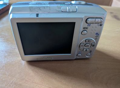 Nikon Coolpix L1 6.0 MP Digital Camera Silver