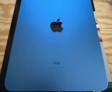 Apple iPad 10th Gen 64GB