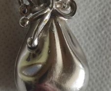 Vintage USA money bag locket pendant